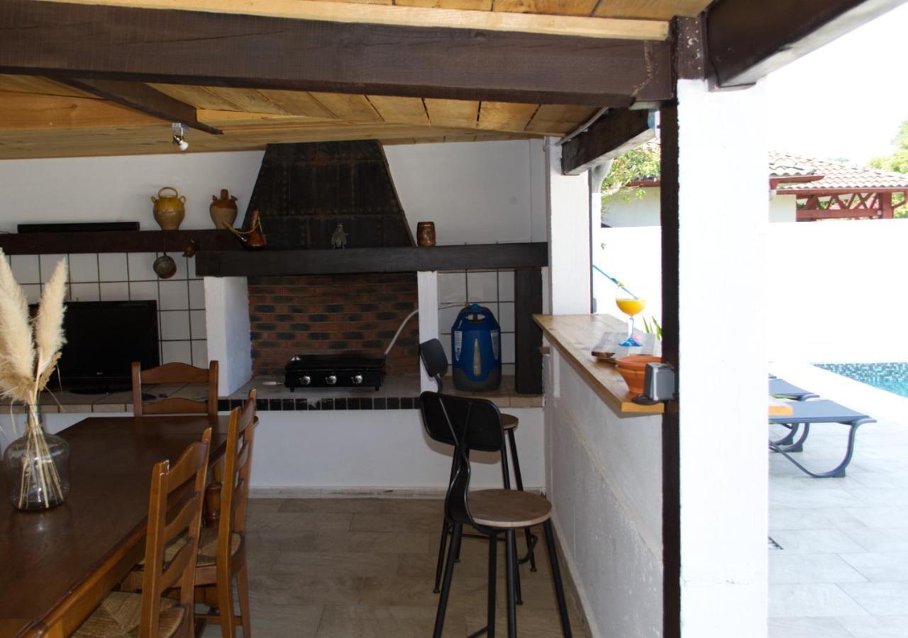 Gite Villa Paul Herm Bagian luar foto